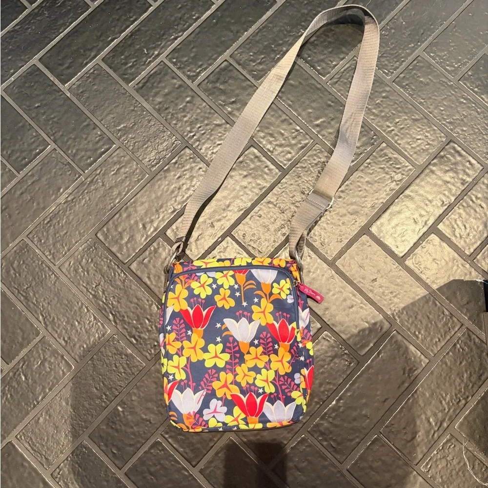 Lily Bloom Floral Crossbody Bag - Picture 2 of 6